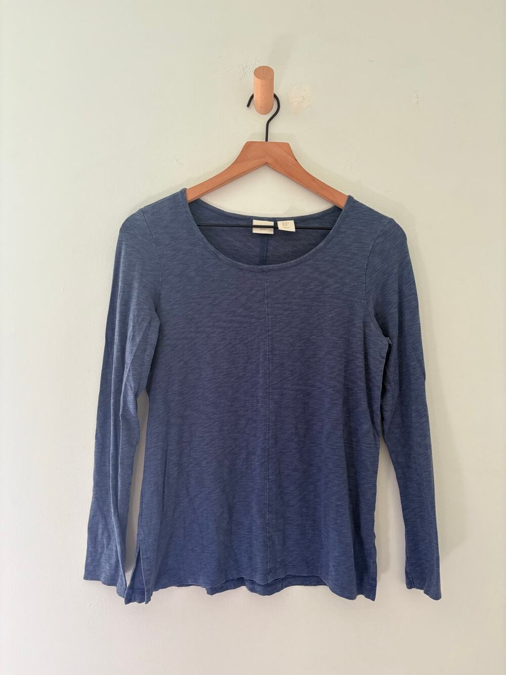 ☀️SALE☀️ St. Tropez Blue Modal Long Sleeve Scoop Neck Top Medium Tee Shirt